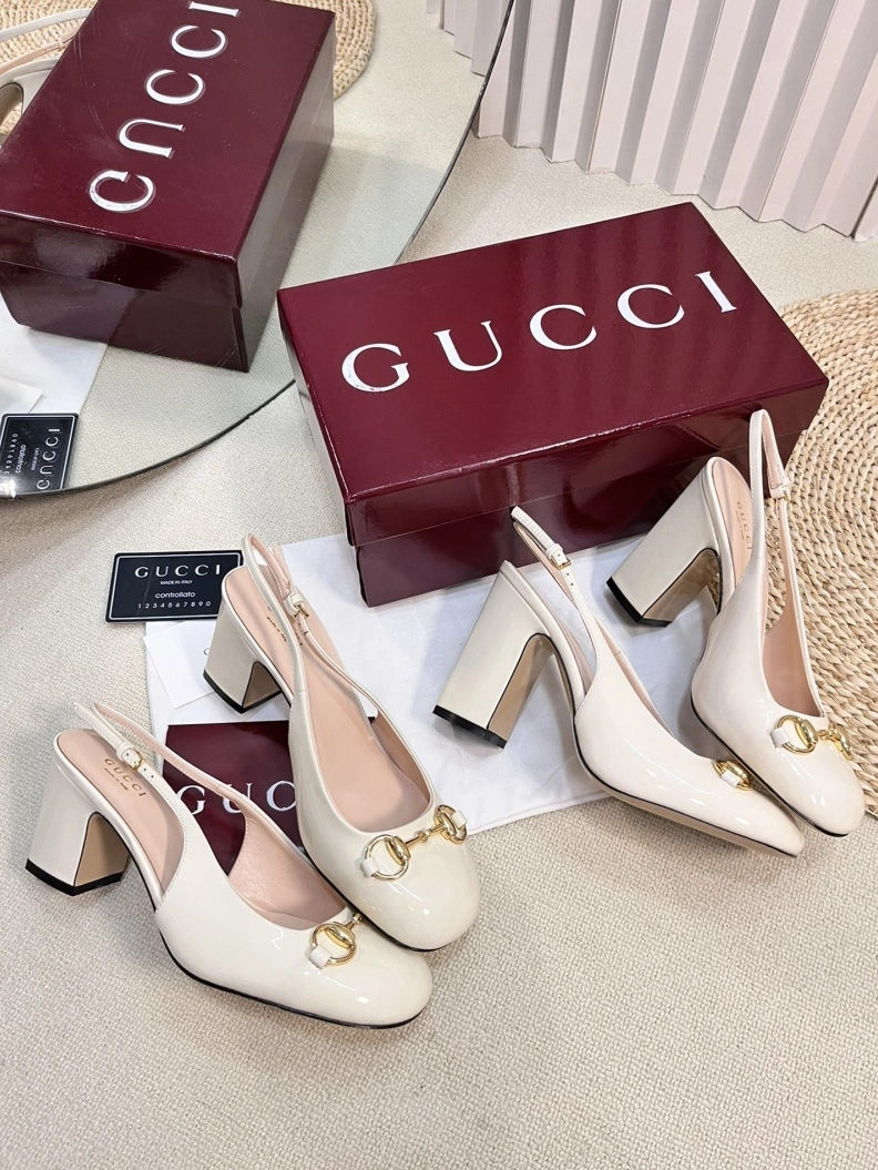 Trendsetting Gxccx Sandals 157147