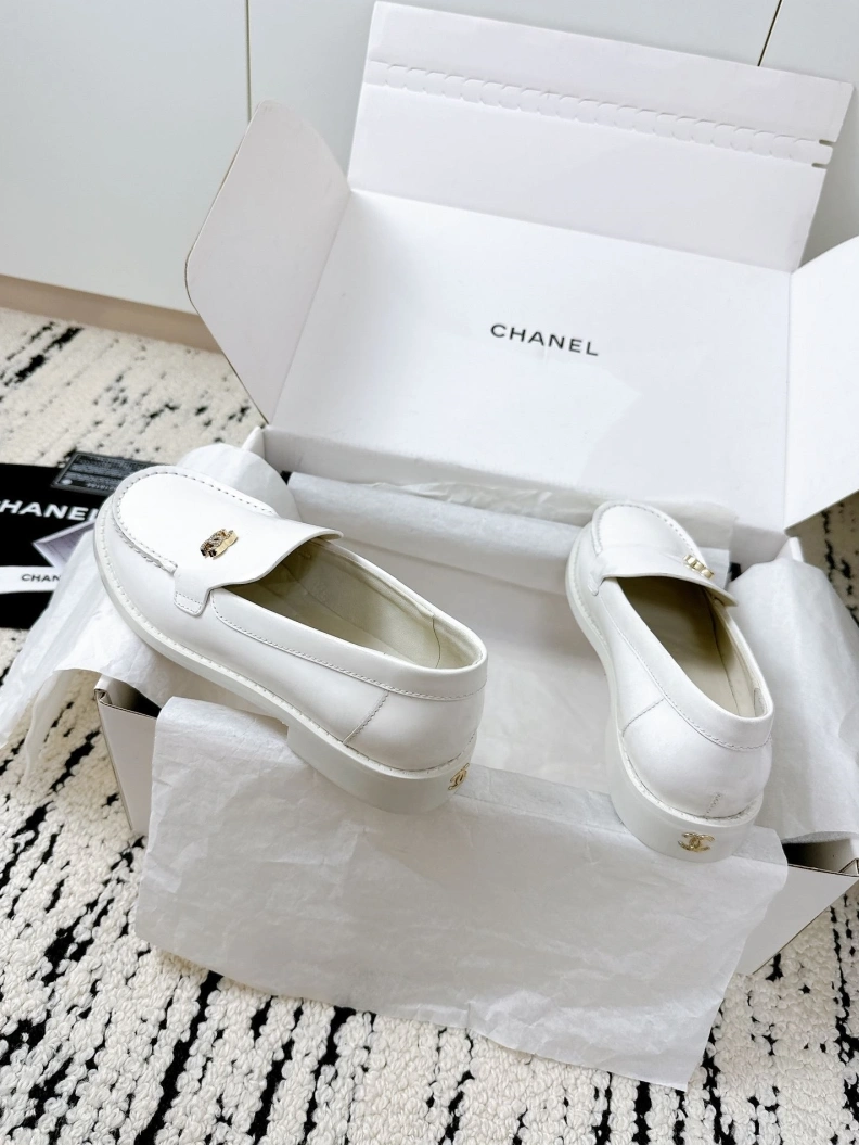Efficient Chxnxl Leather Shoes 119322