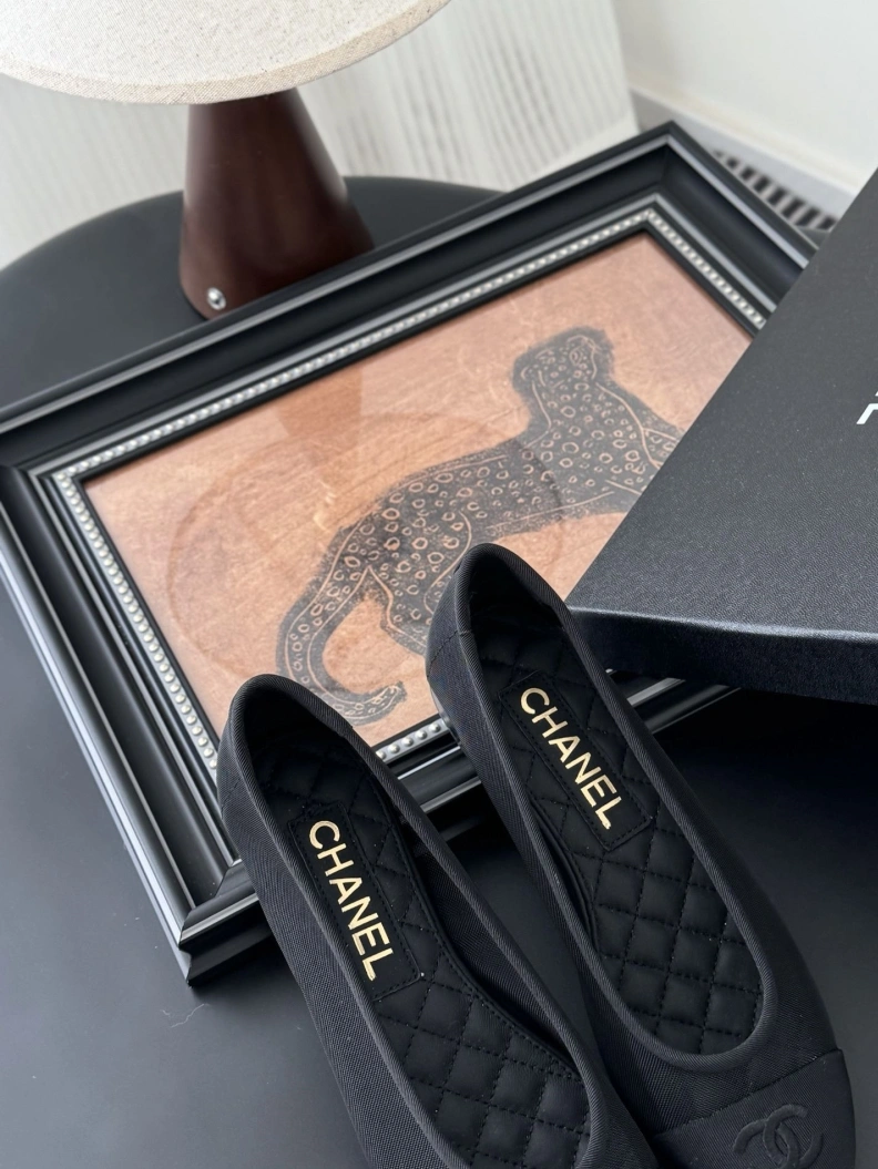Efficient Chxnxl Flat Shoes 119462