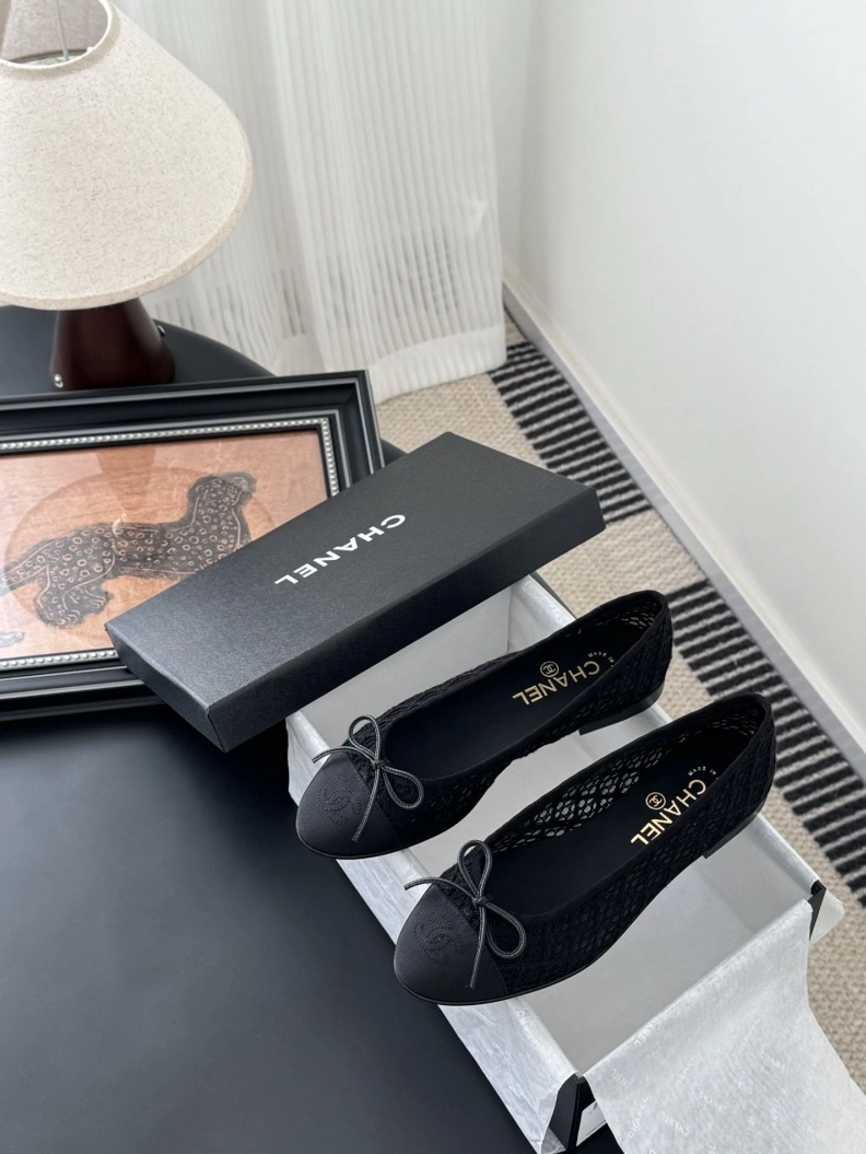 Functional Chxnxl Flat Shoes 119451