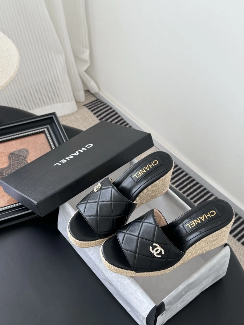 Minimalist Chxnxl Sandals 119174