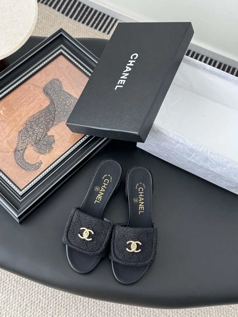 Durable Chxnxl Sandals 119167