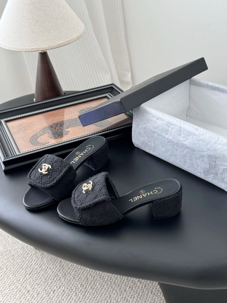 Durable Chxnxl Sandals 119167