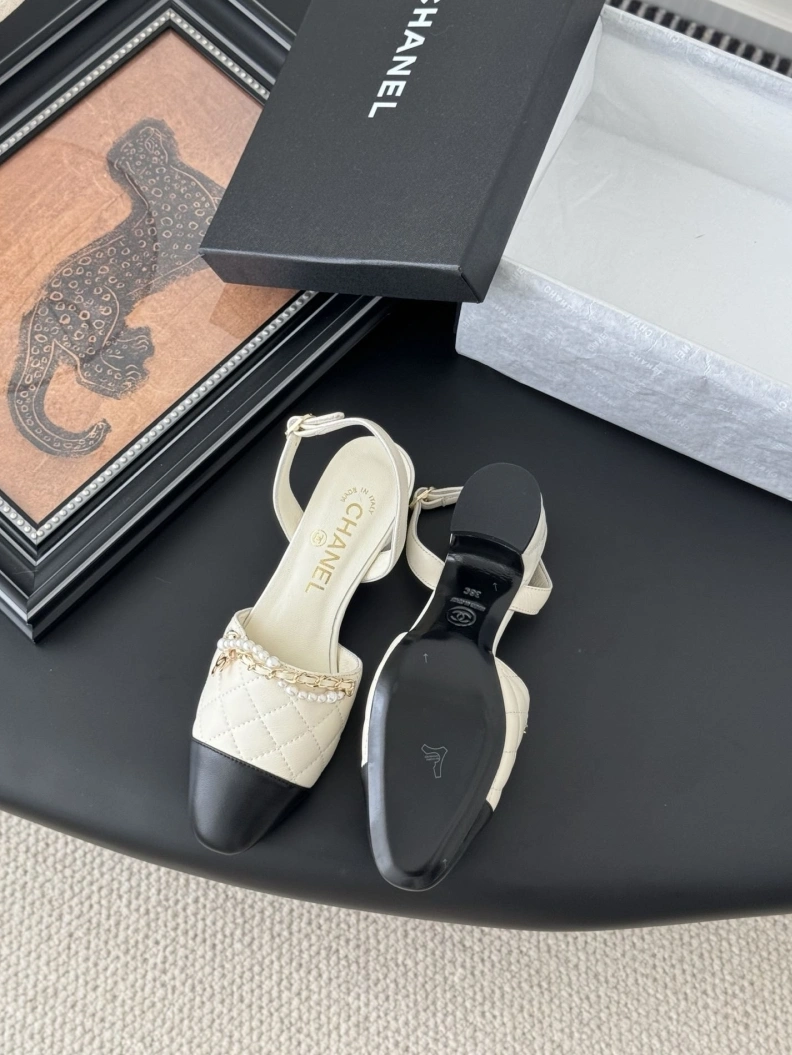 Comfortable Chxnxl Sandals 119166