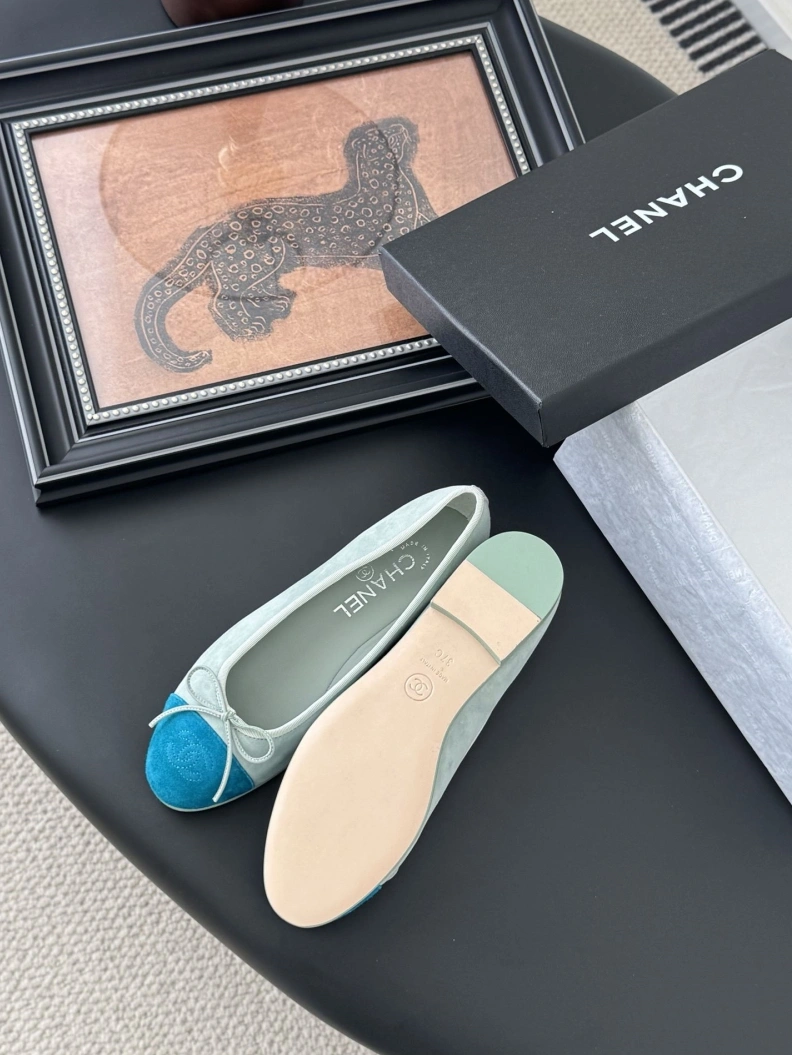 Sleek Chxnxl Flat Shoes 119439