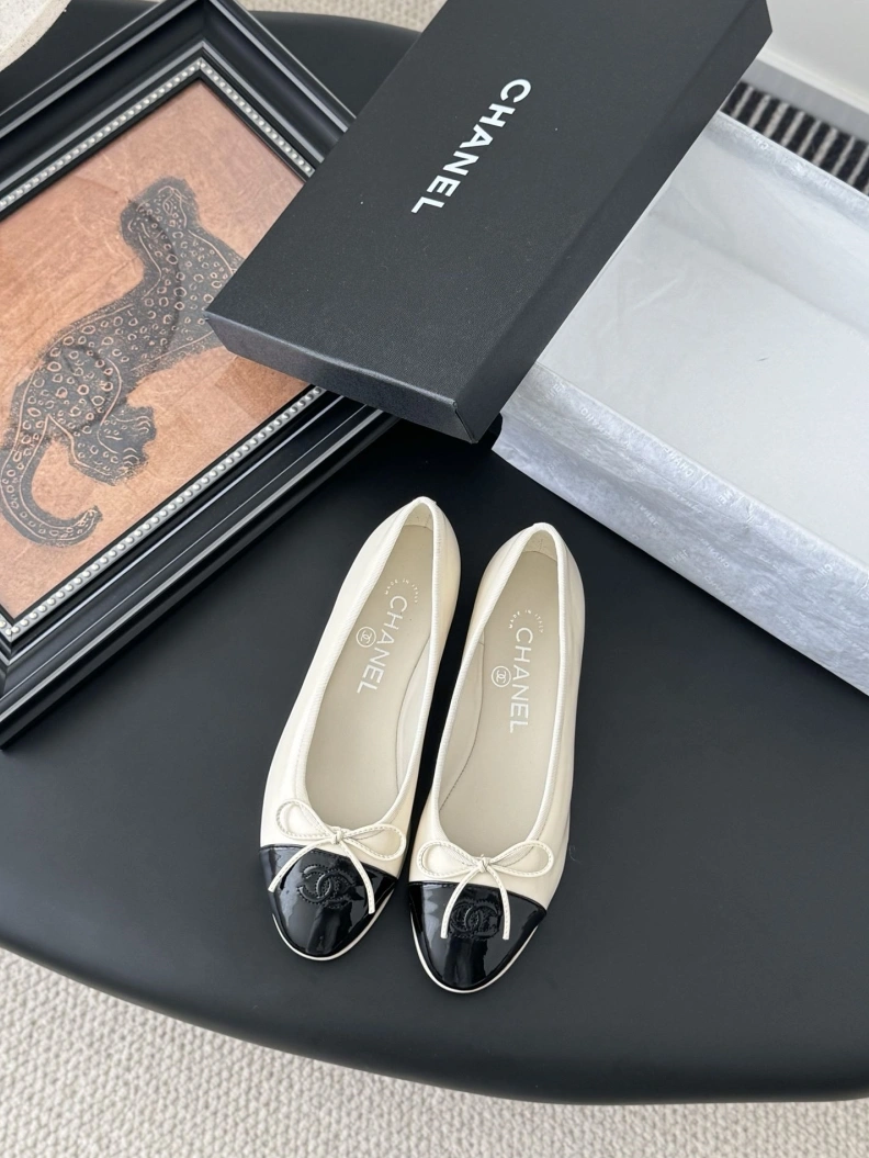 Soft Chxnxl Flat Shoes 119430