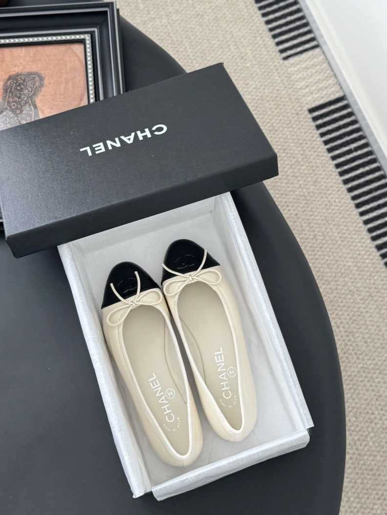 Soft Chxnxl Flat Shoes 119430