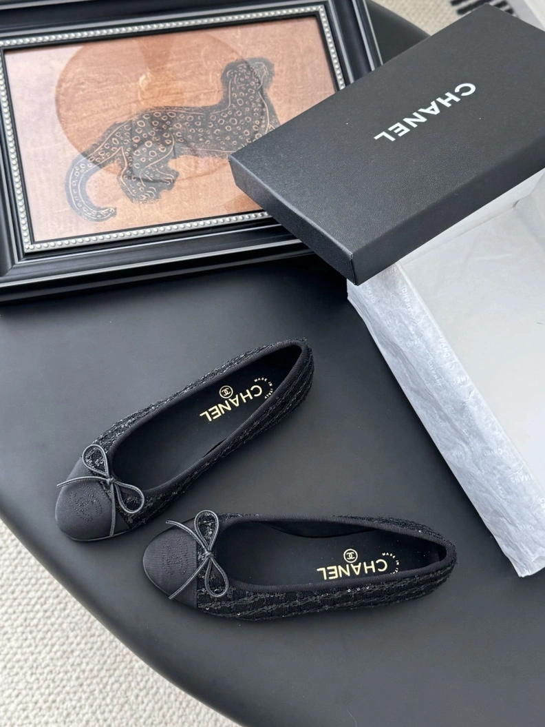 GoAnywhere Chxnxl Flat Shoes 119413