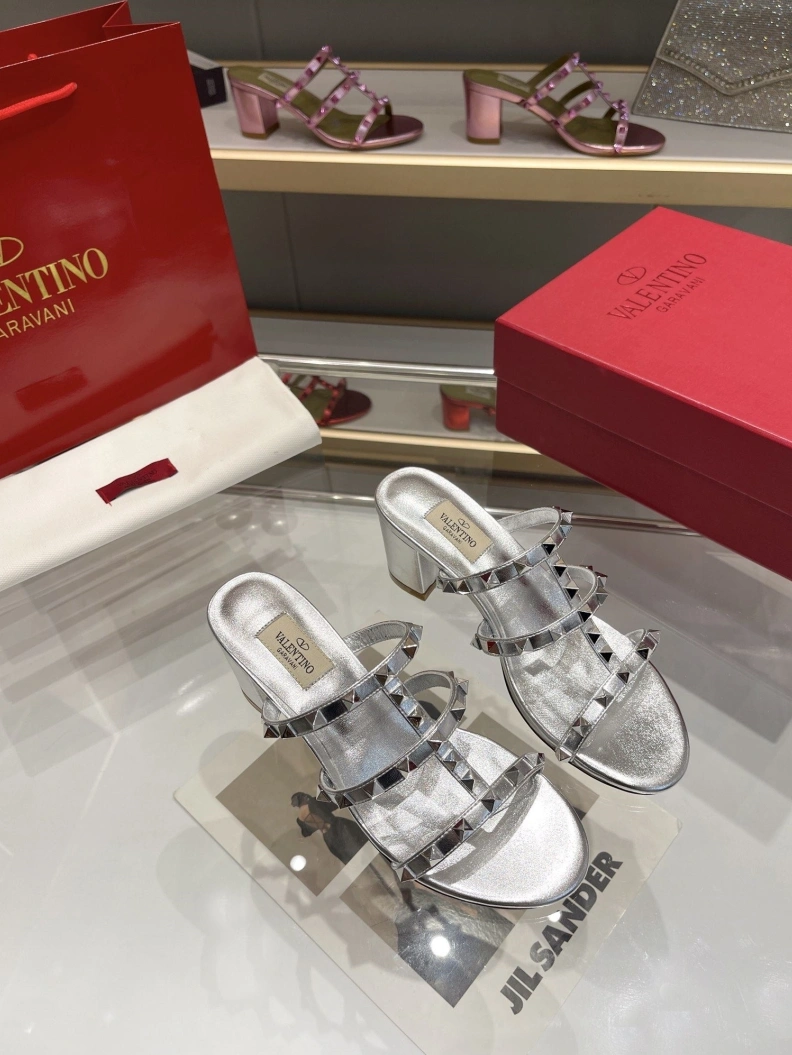 NewStyle Vxlxntino Sandals 229431