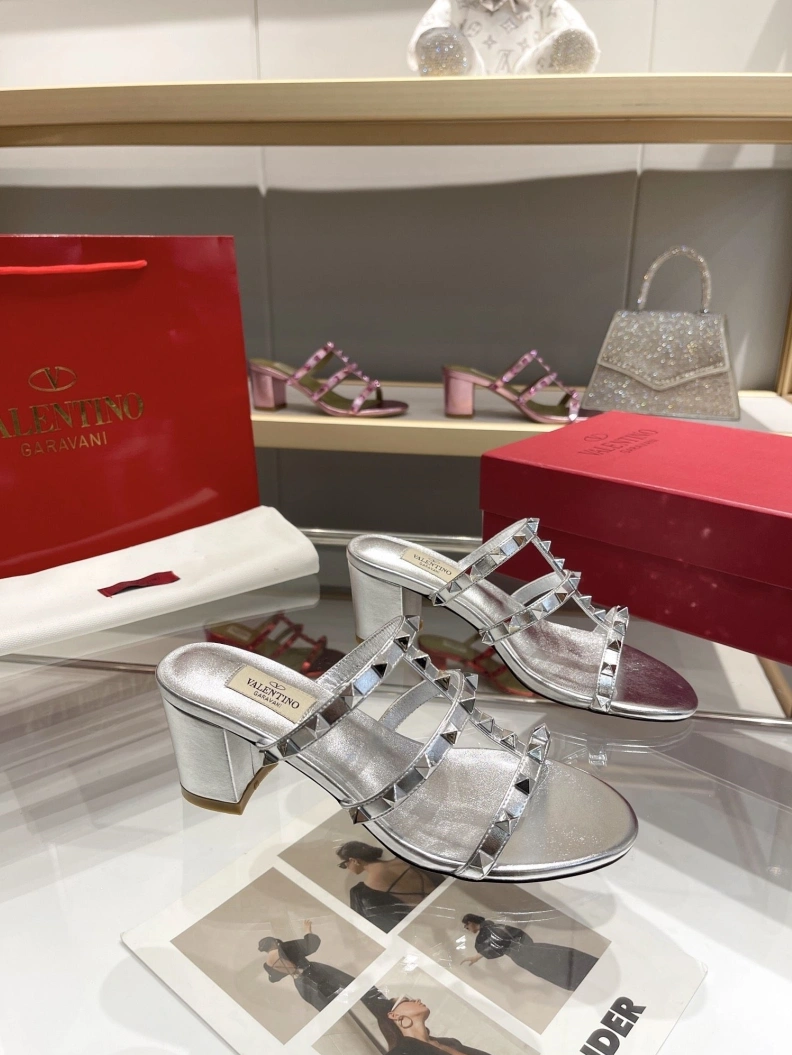 NewStyle Vxlxntino Sandals 229431