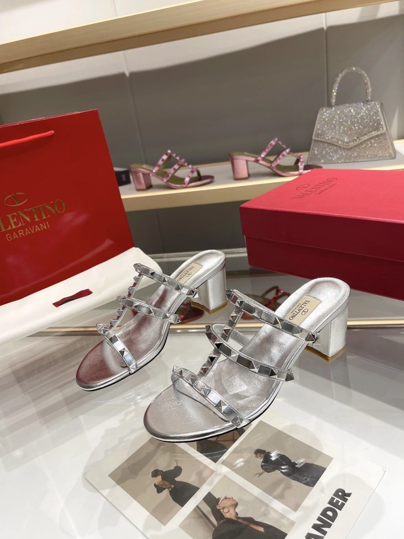 NewStyle Vxlxntino Sandals 229431