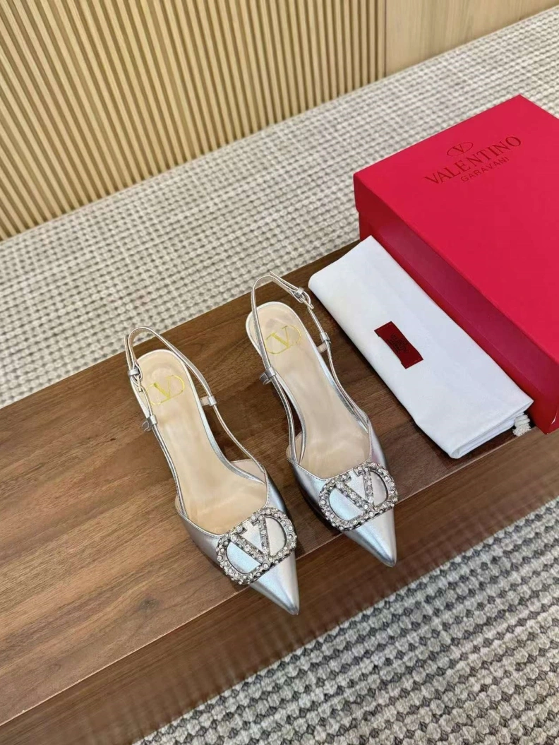 Classic Vxlxntino High Heels 229501