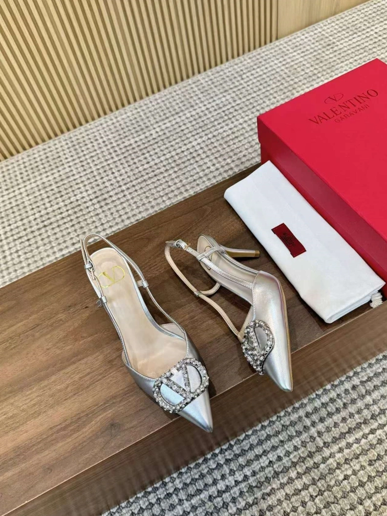 Classic Vxlxntino High Heels 229501
