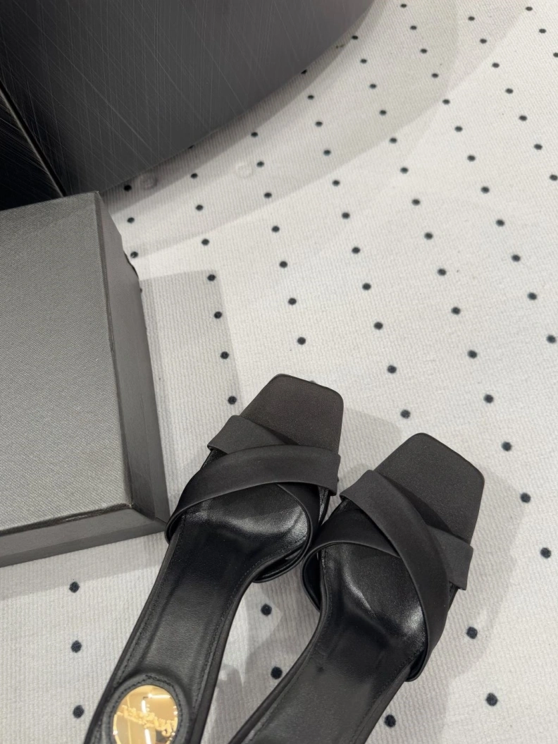 Lightweight Othxr Sandals 212119