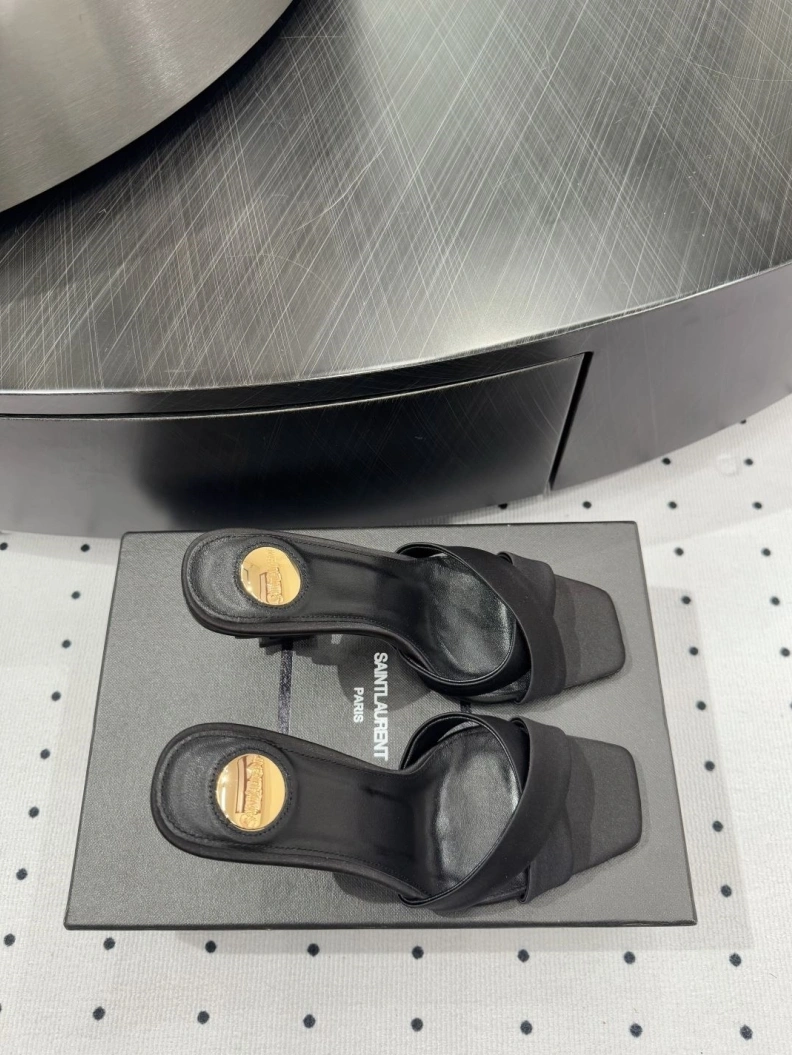 Lightweight Othxr Sandals 212119