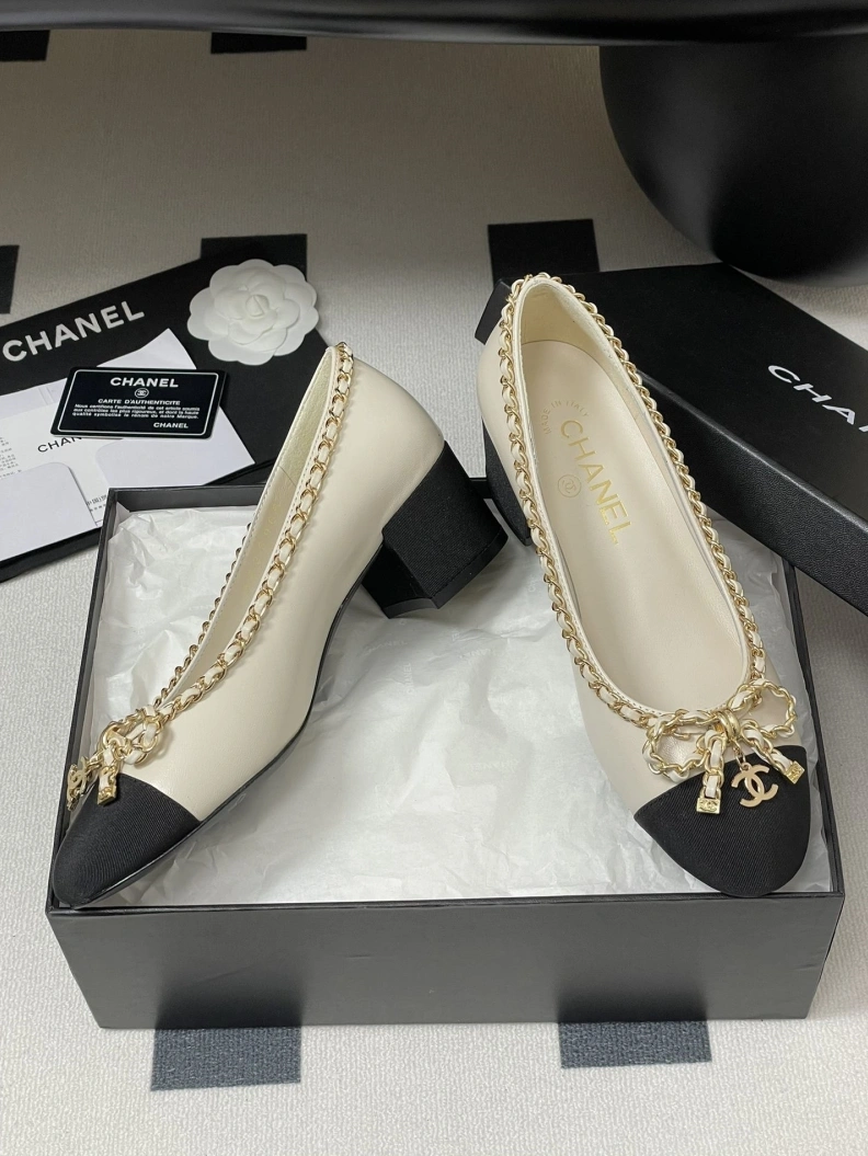Reliable Chxnxl Flat Shoes 119417