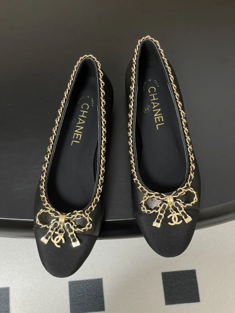Fashionable Chxnxl Flat Shoes 119415