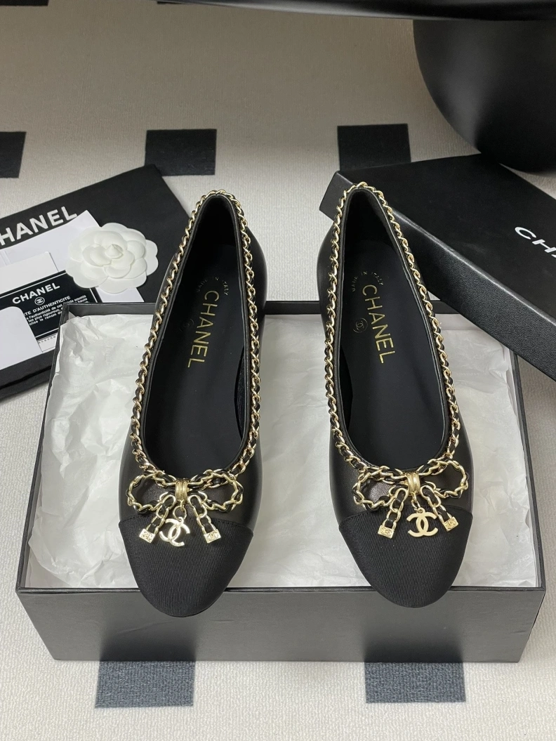 Fashionable Chxnxl Flat Shoes 119415