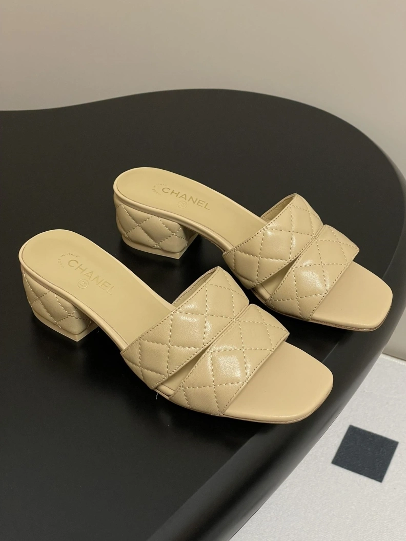 Comfortable Chxnxl Sandals 119153