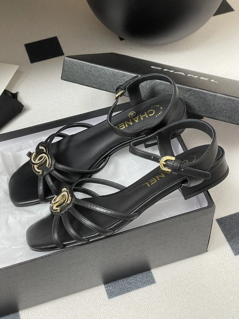 Practical Chxnxl Sandals 119140