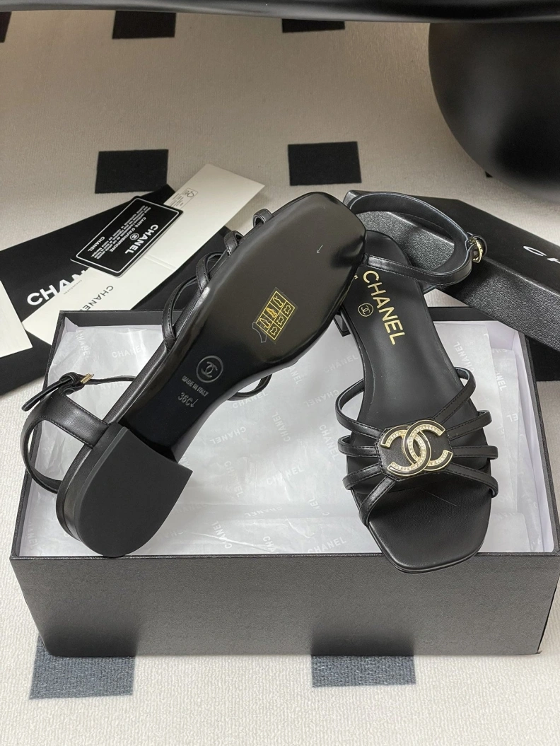 Practical Chxnxl Sandals 119140