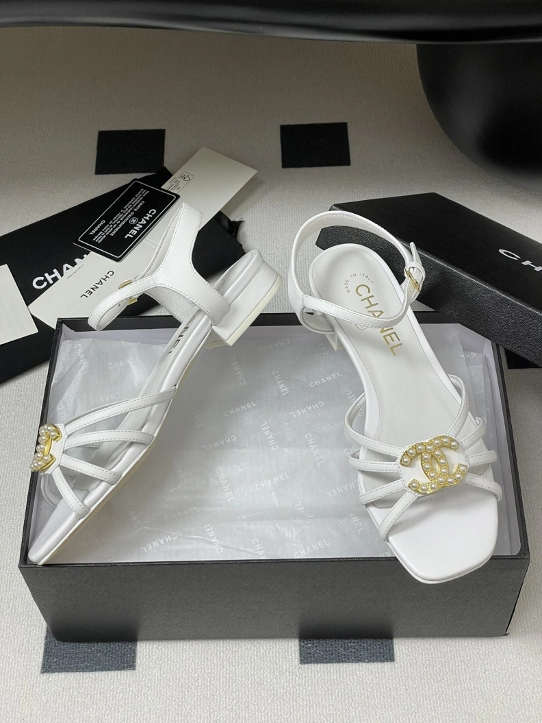 Fashionable Chxnxl Sandals 119135