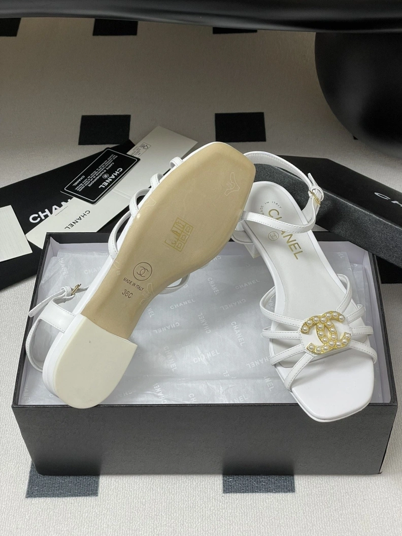 Fashionable Chxnxl Sandals 119135