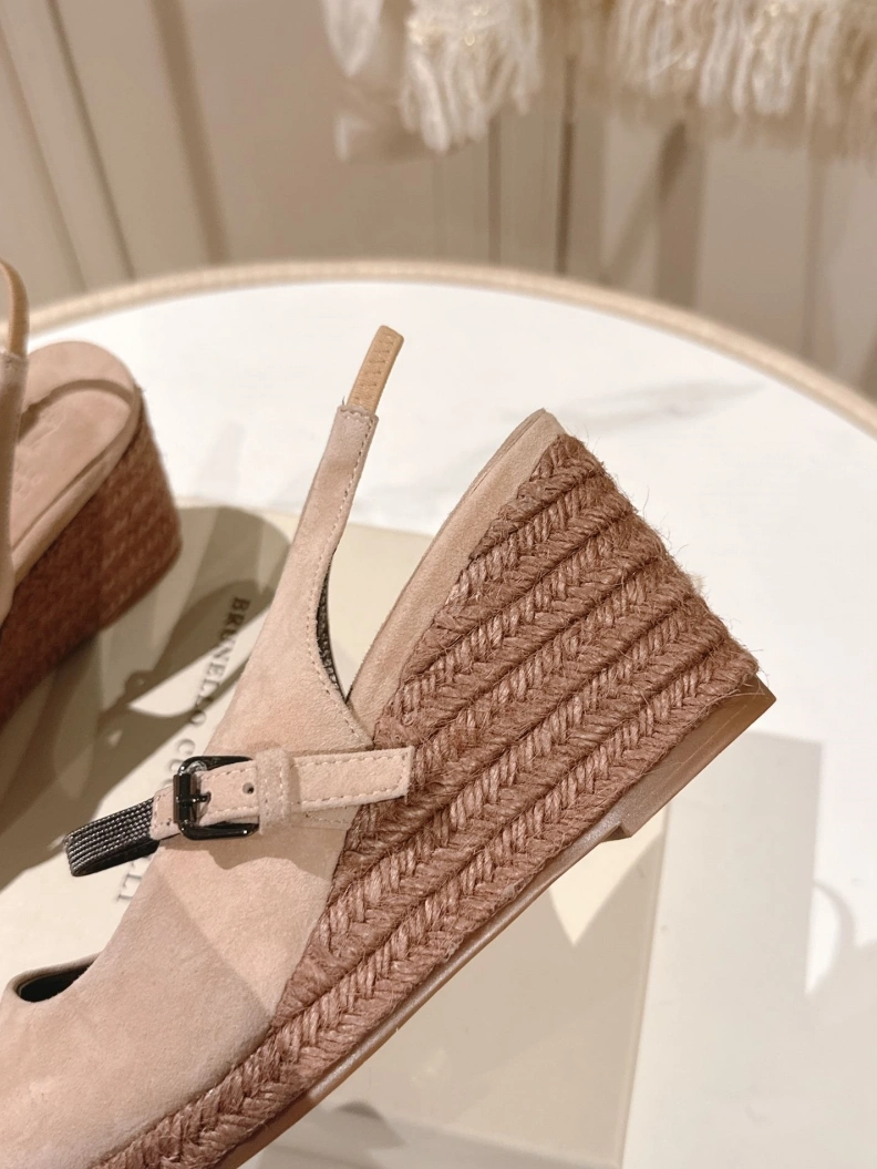 Comfortable Brxnxllo Cxcxnelli Sandals 113629