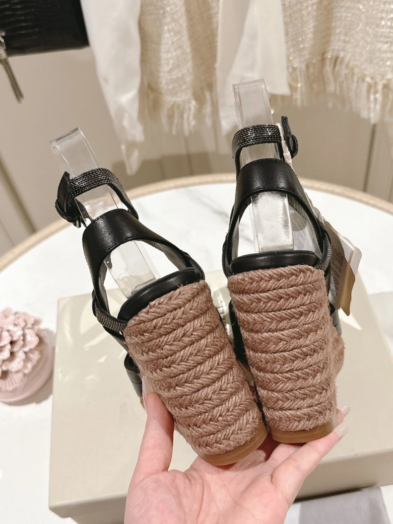 Durable Brxnxllo Cxcxnelli Sandals 113621