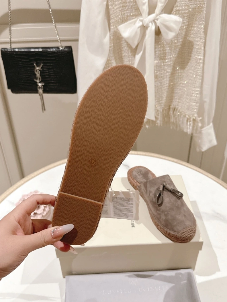 Reliable Brxnxllo Cxcxnelli Slippers 113580
