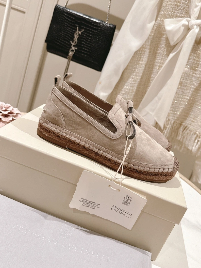 Soft Brxnxllo Cxcxnelli Leather Shoes 113655