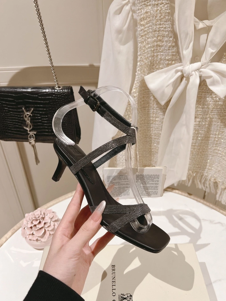Brxnxllo Cxcxnelli Sandals ModernLook 113612