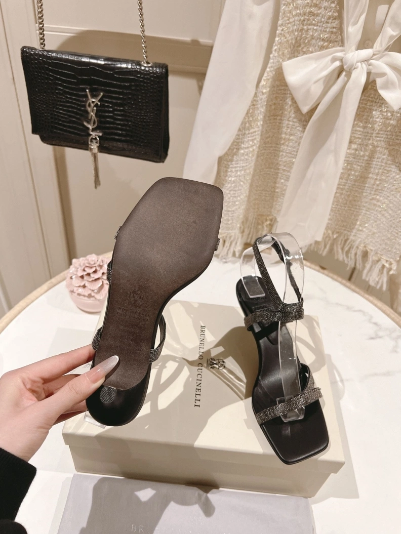 Brxnxllo Cxcxnelli Sandals ModernLook 113612