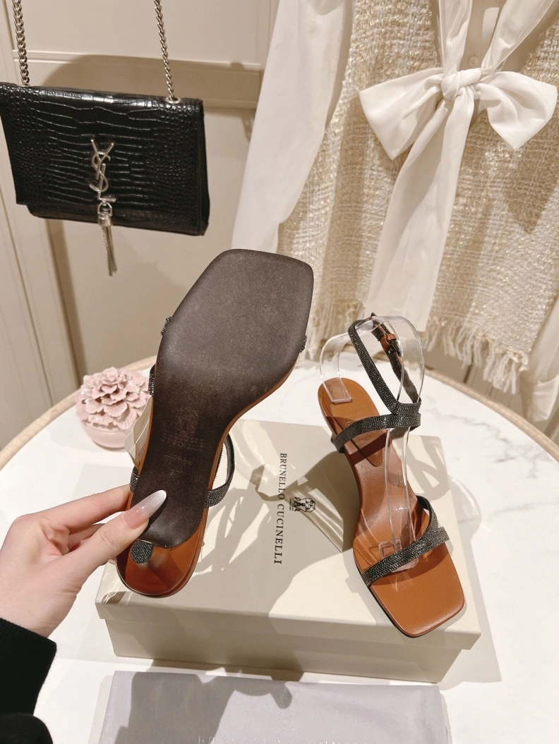 Brxnxllo Cxcxnelli Sandals Flexible 113607