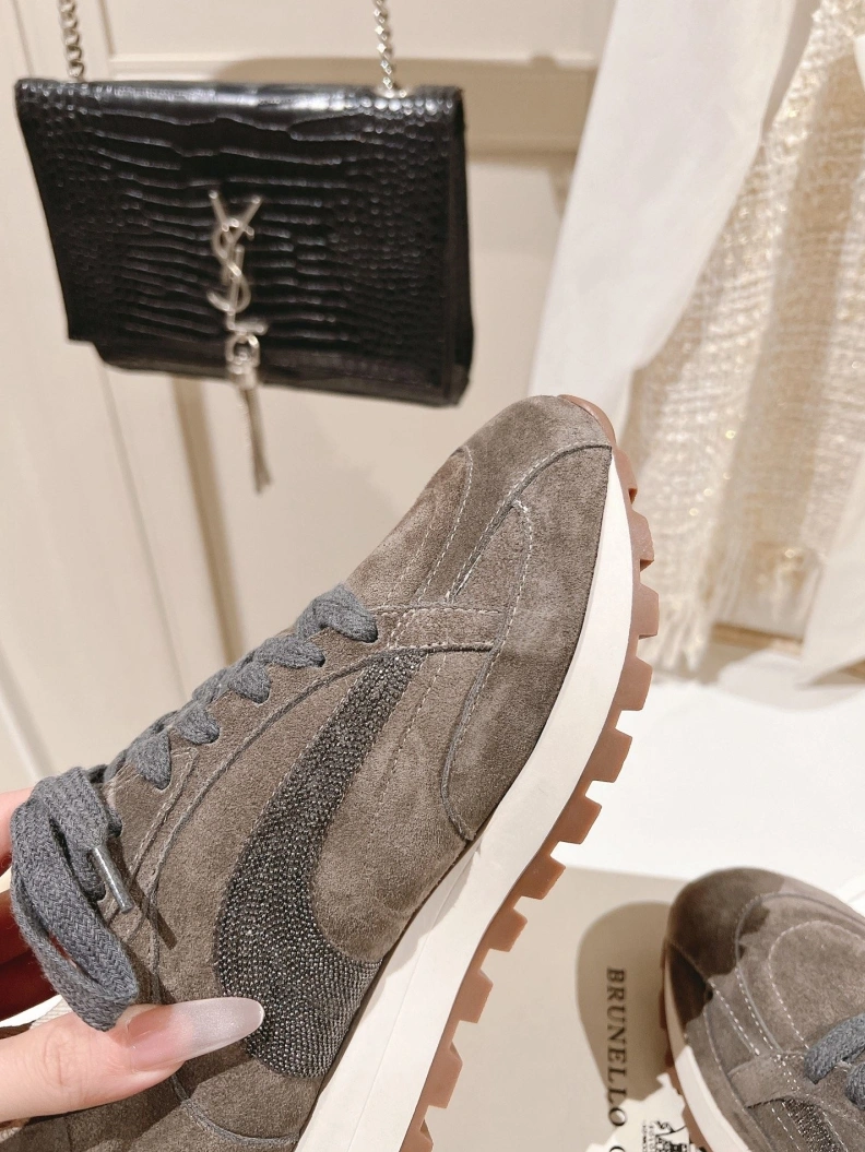Versatile Brxnxllo Cxcxnelli Sneakers 113552