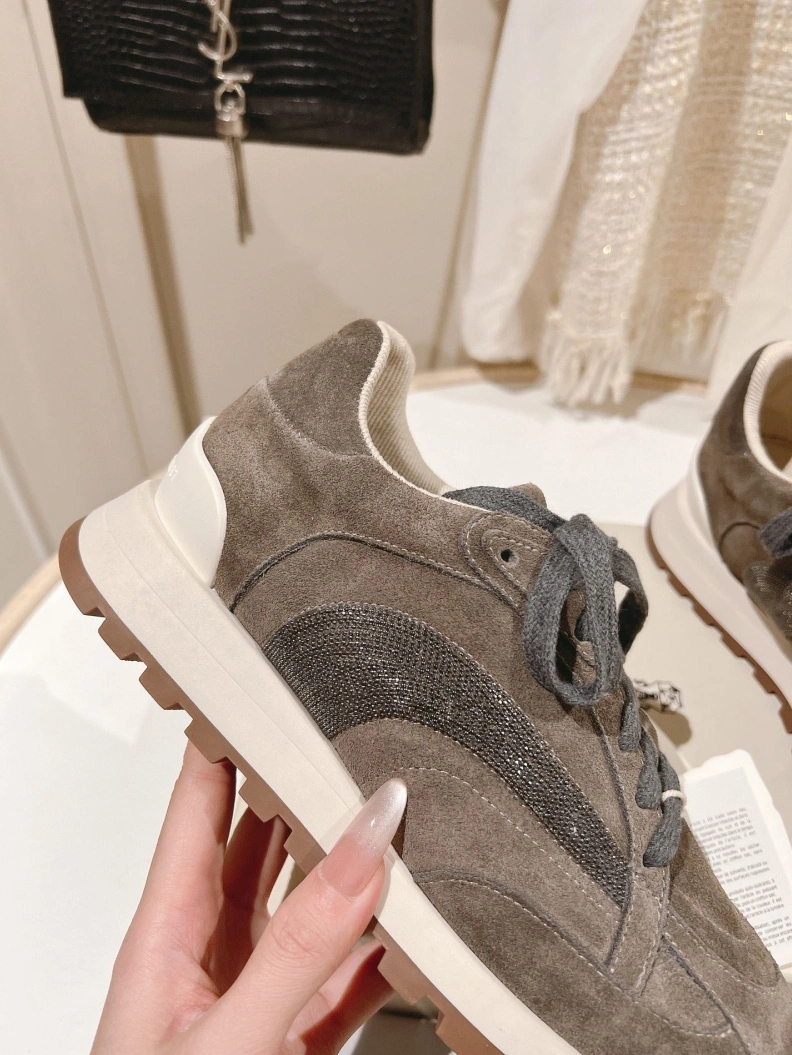 Versatile Brxnxllo Cxcxnelli Sneakers 113552