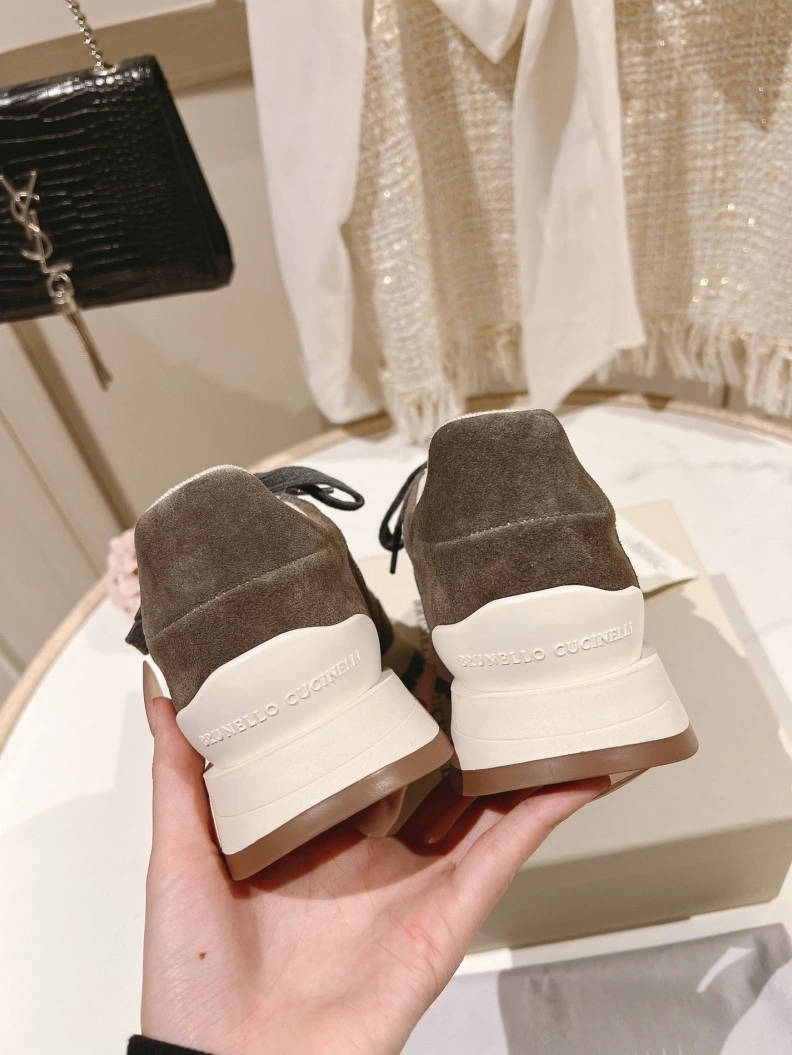 Versatile Brxnxllo Cxcxnelli Sneakers 113552