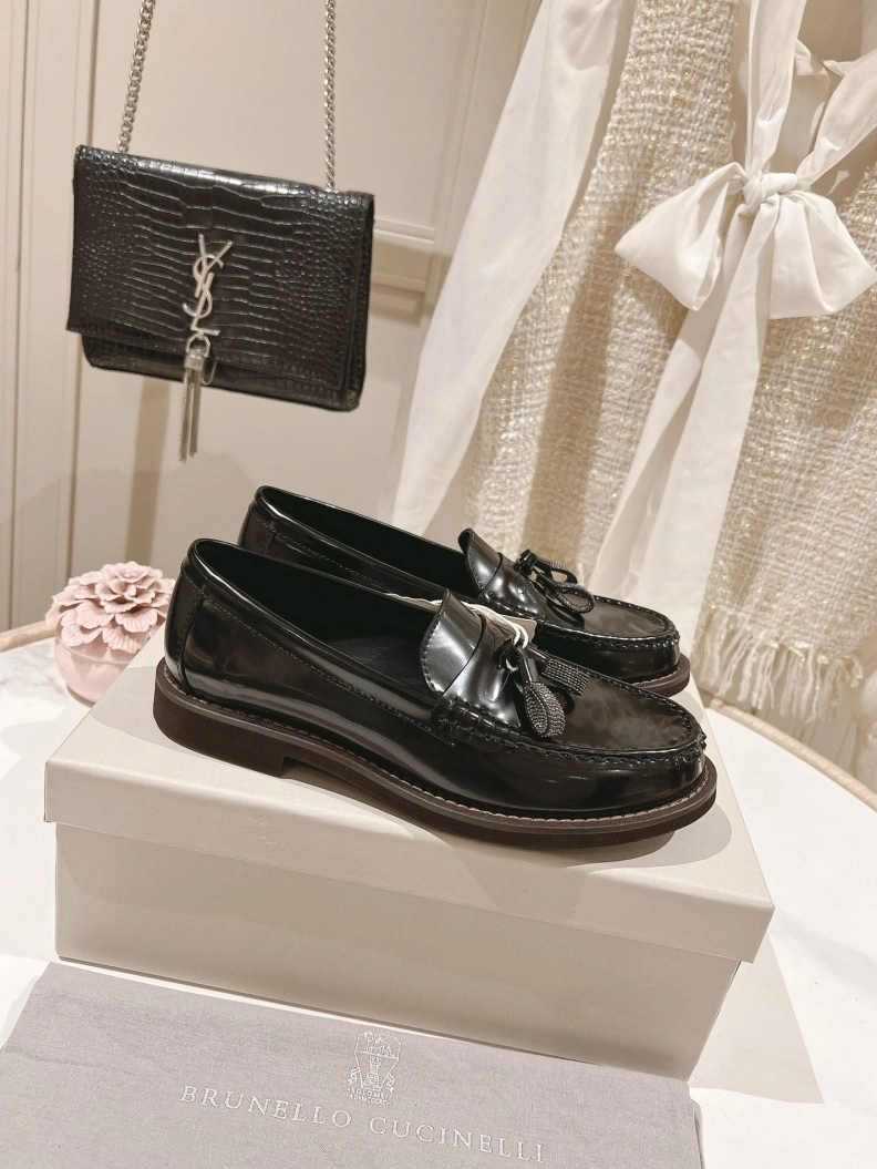 Minimalist Othxr Leather Shoes 212187