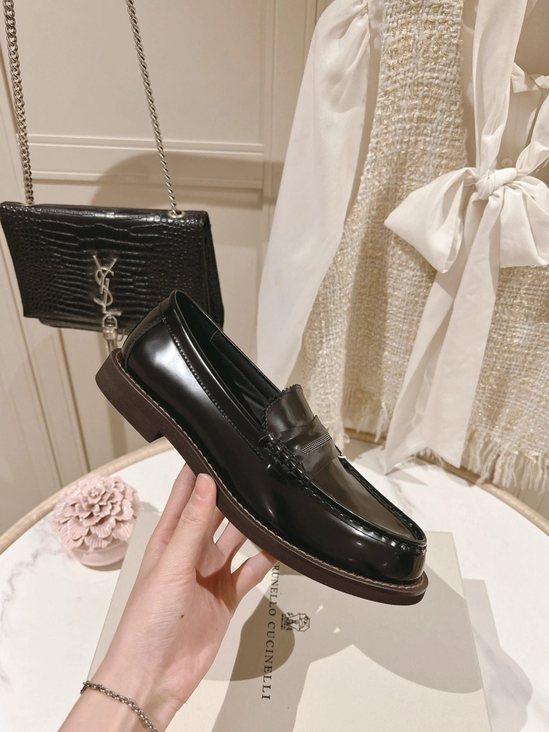 Minimalist Othxr Leather Shoes 212184