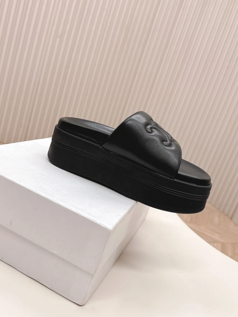 EasyMatch Cxlxne Slippers 116068