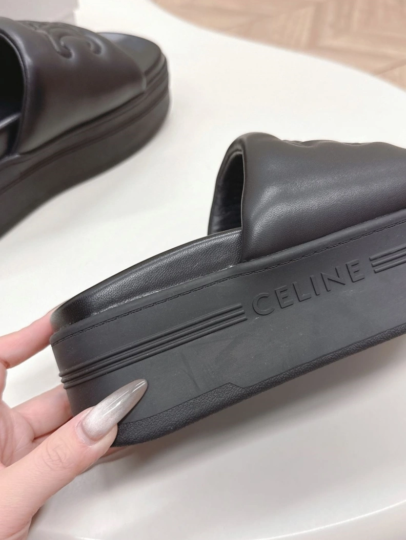 EasyMatch Cxlxne Slippers 116068
