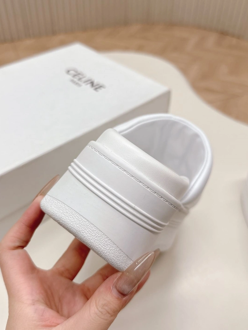 Trendsetting Cxlxne Slippers 116070