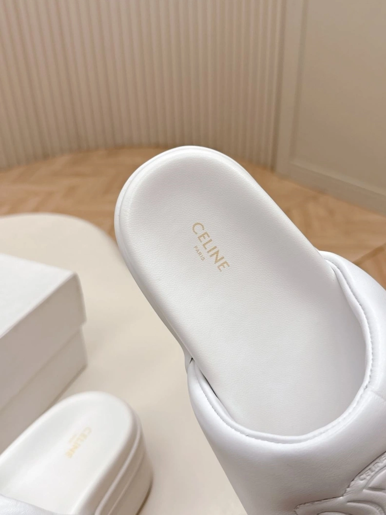 Trendsetting Cxlxne Slippers 116070