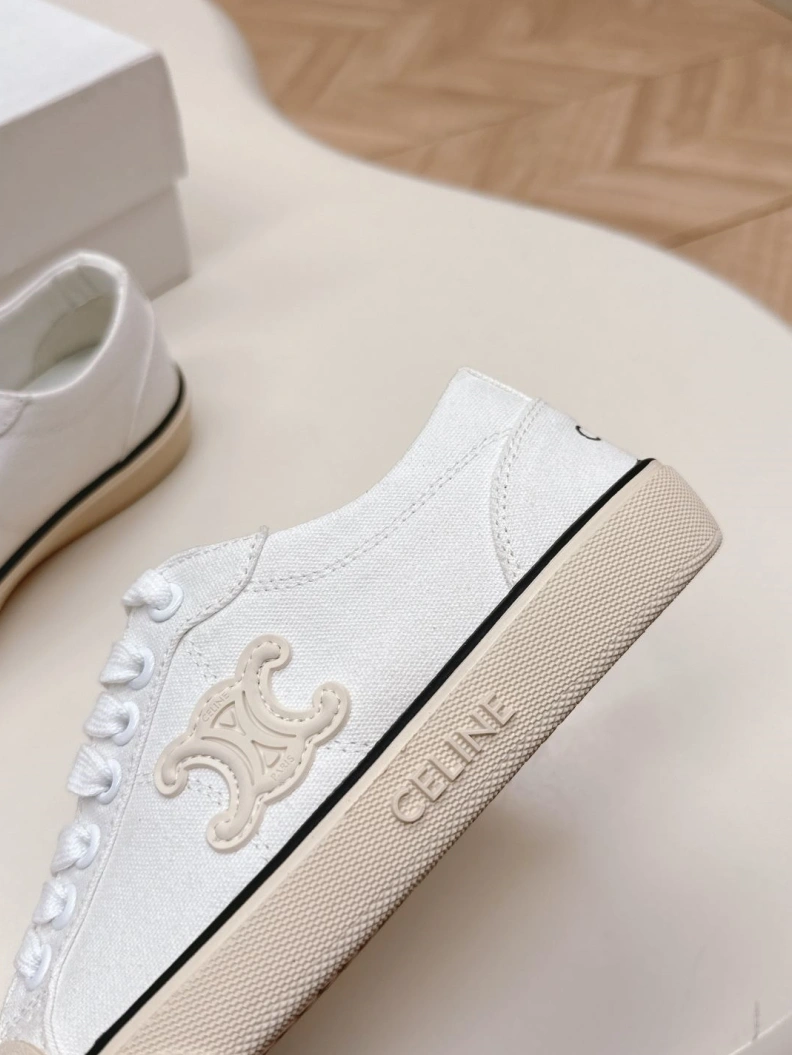 Bold Cxlxne Sneakers 116020