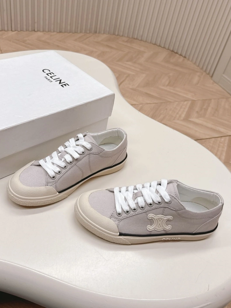 Vibrant Cxlxne Sneakers 116033