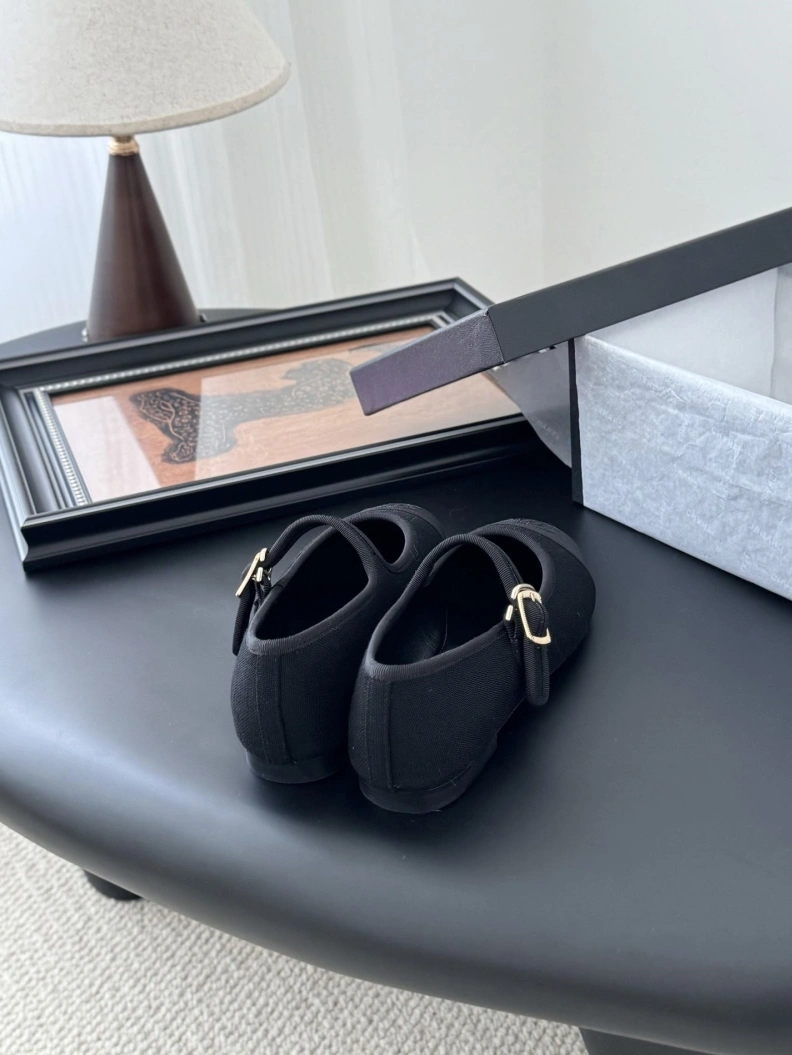 Chxnxl Flat Shoes UrbanStyle 119398
