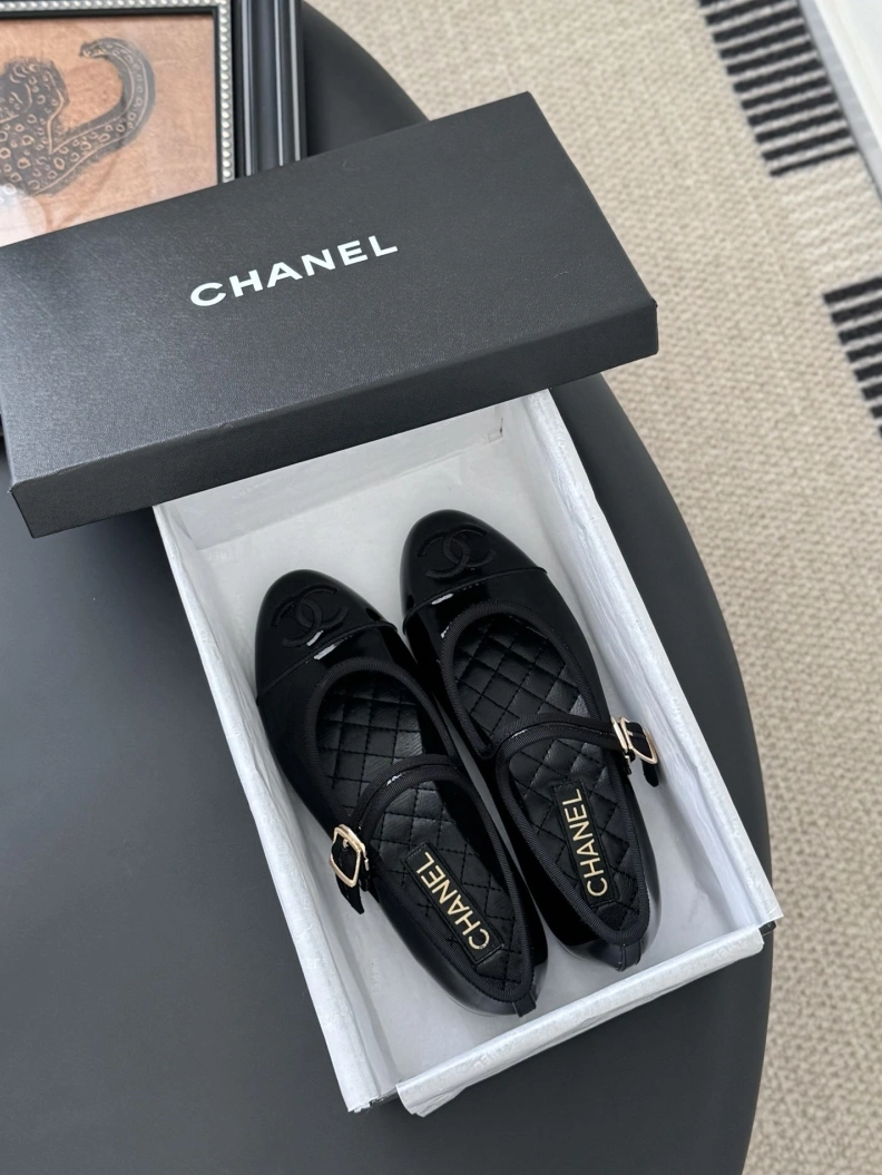 Fashionable Chxnxl Flat Shoes 119397