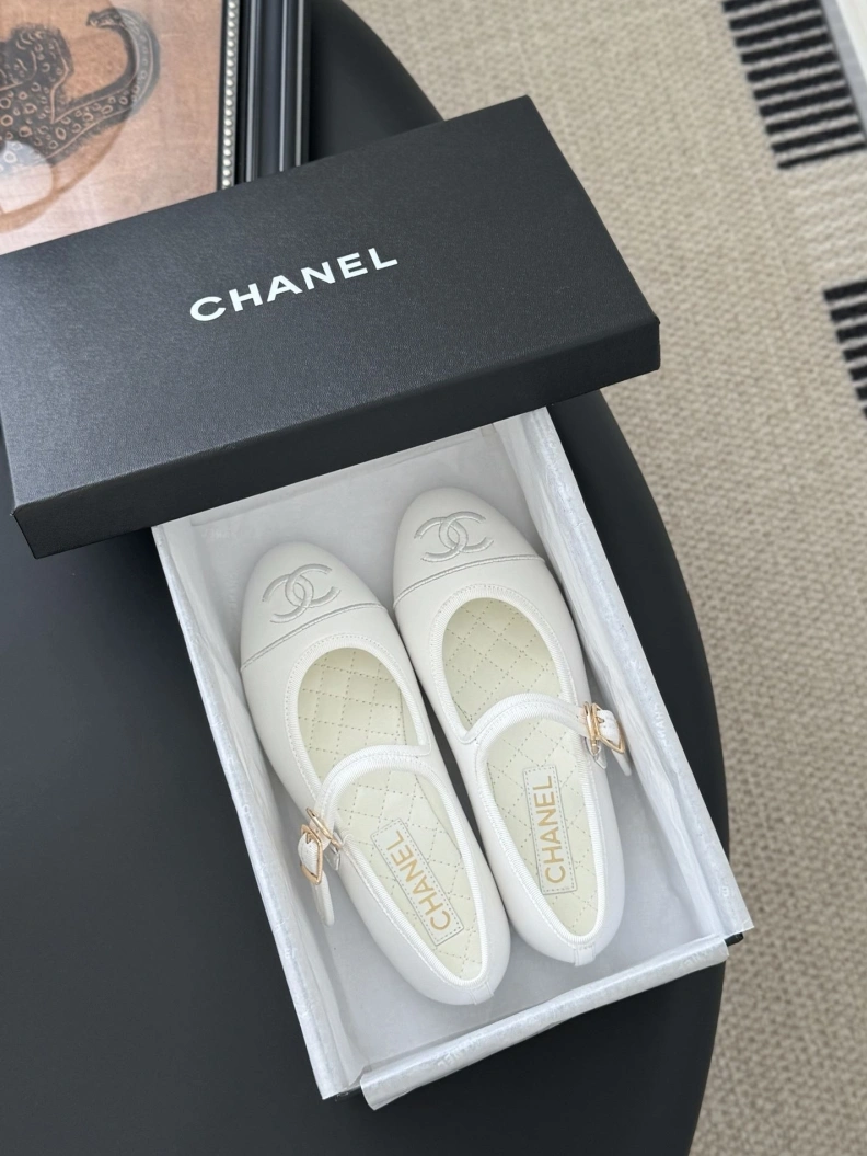 Timeless Chxnxl Flat Shoes 119399