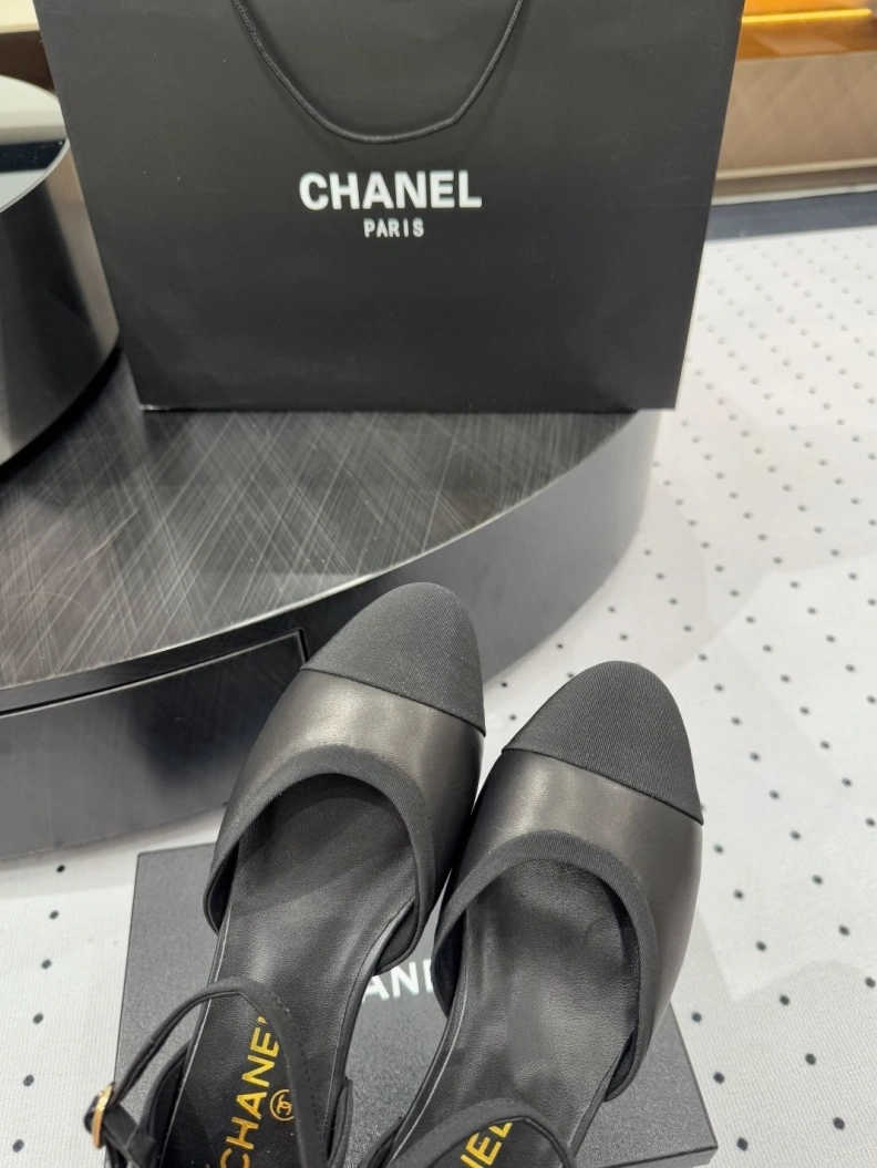 StreetReady Chxnxl Sandals 119122
