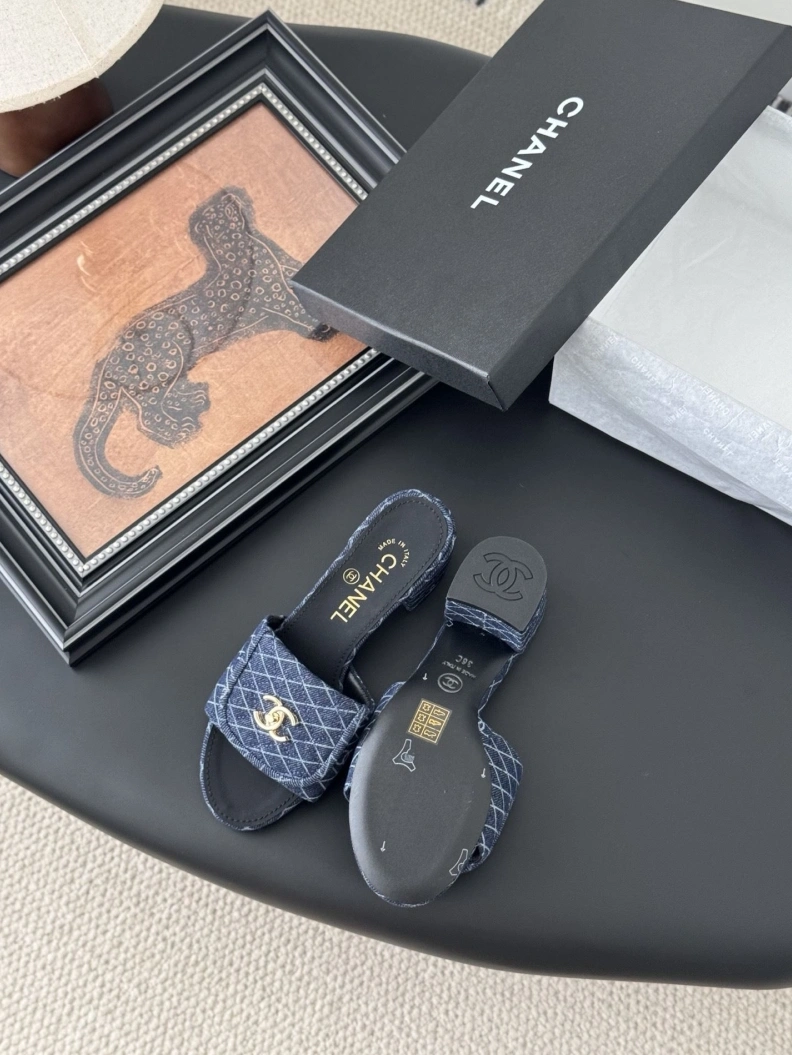 Chxnxl Slippers Unique 118900